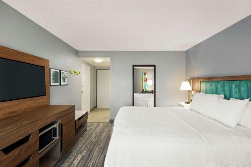 Hampton Inn By Hilton And Suites Ft. Lauderdale-Airport image 7